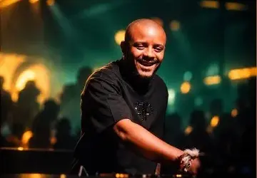 Kabza De Small – Siyafanafeat. Zawadi Yamungu & Nontokozo Mkhize